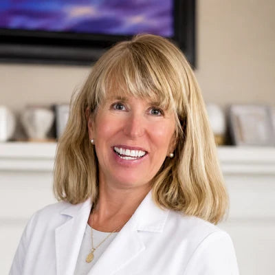 Dr. Amelia Fairfax, MD, Founder of Favorite Family Doc